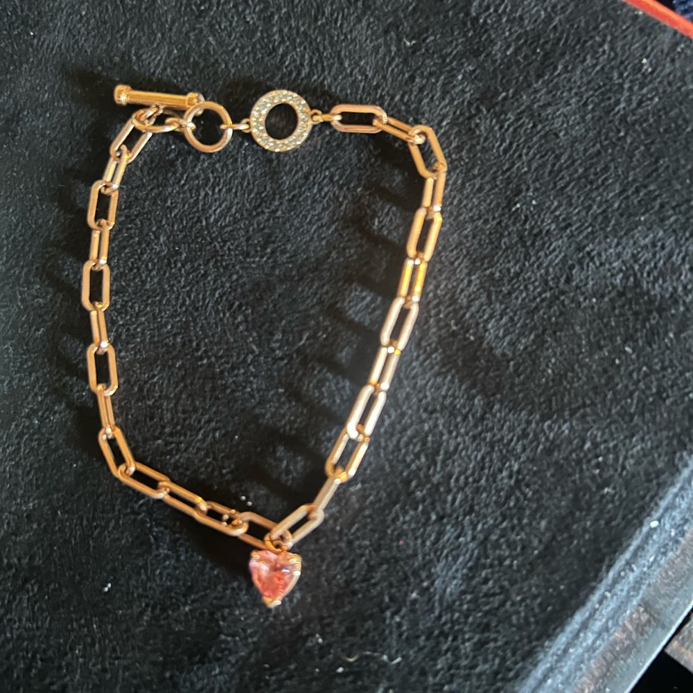 Swarovski Gold Chain Link Bracelet with Pink Heart Charm/ Worn twice/ like new.🩷